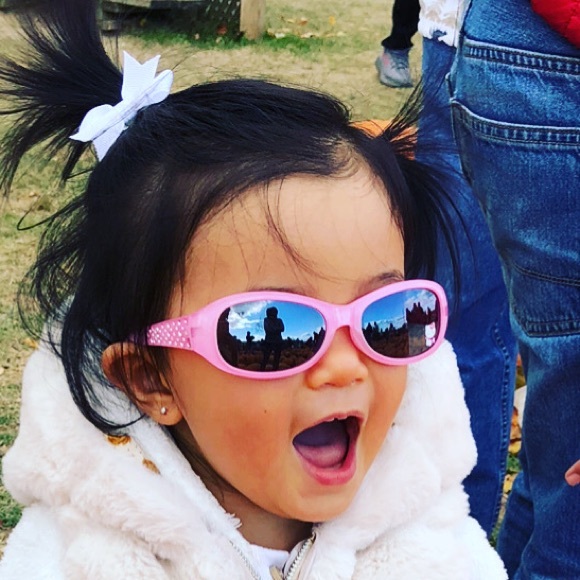 Meet your Posher, Claudine - Picture 1 of 1